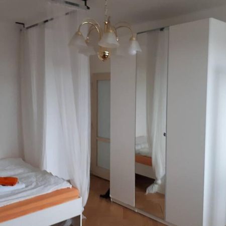 Room In Apartment Prague 3 Ngoại thất bức ảnh